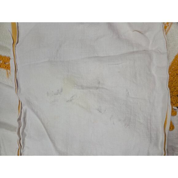 Vintage Orange Kitchen Bathroom 1960s 1970s White Towels - Picture 3 of 3